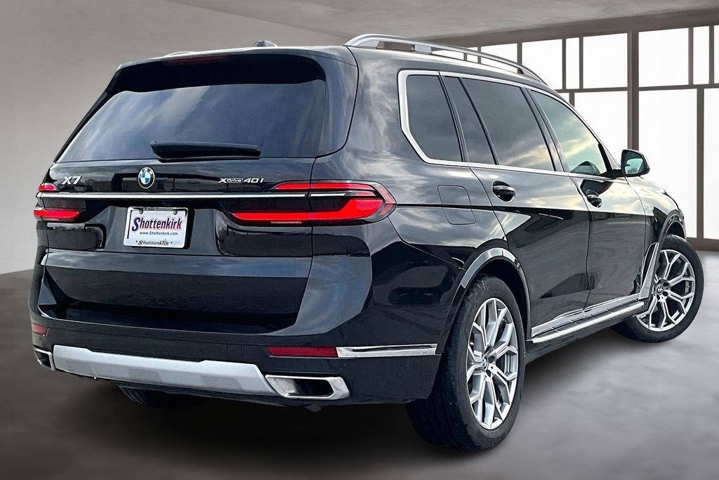 Used 2025 BMW X7 xDrive40i image 6