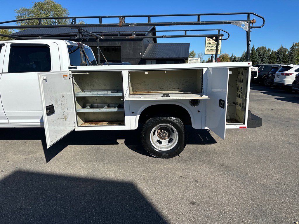 Used 2022 RAM 3500 Tradesman image 9