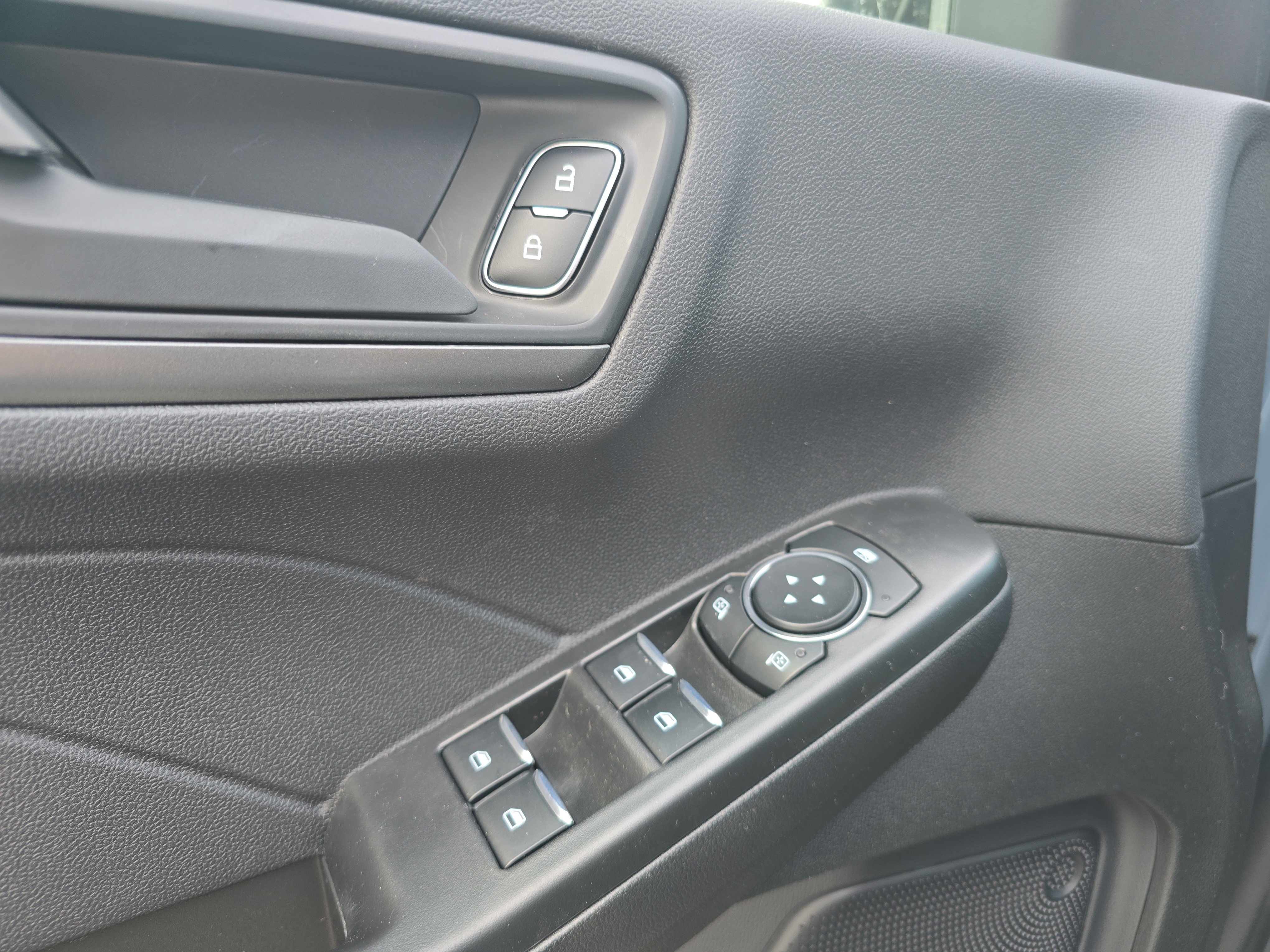 New 2026 Ford Escape Active w/ Cold Weather Package image 17