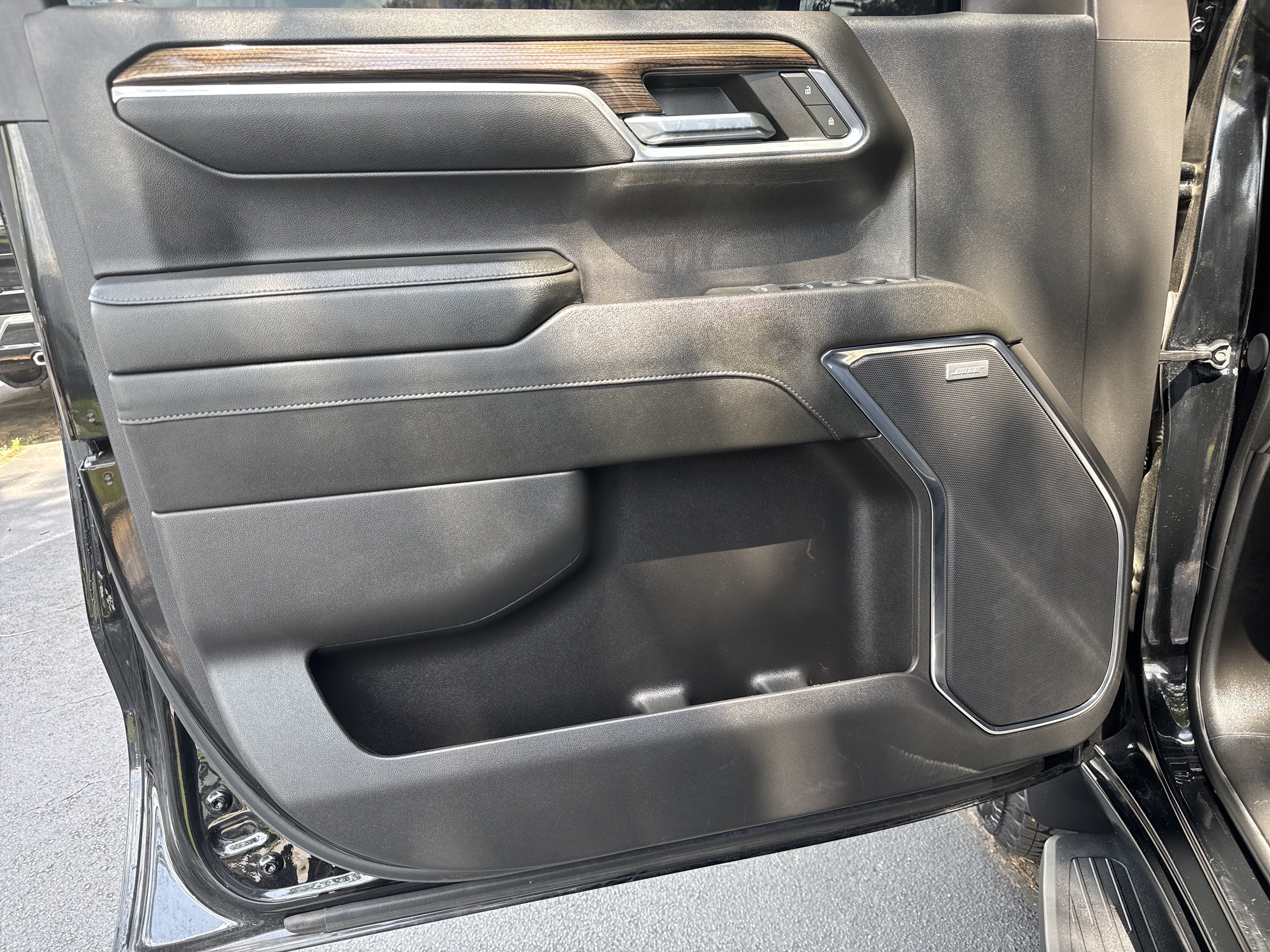 Certified 2024 Chevrolet Silverado 1500 LT Trail Boss w/ Convenience Package II AWD/4WD image 10