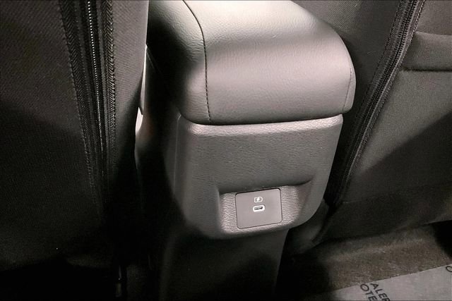 New 2025 Nissan Versa SR w/ Trunk Package image 21