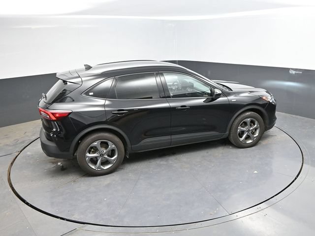 Used 2025 Ford Escape ST-Line Select AWD/4WD image 36
