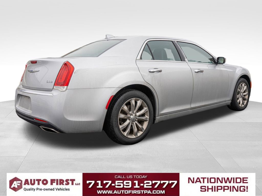 Used 2020 Chrysler 300 Limited image 3