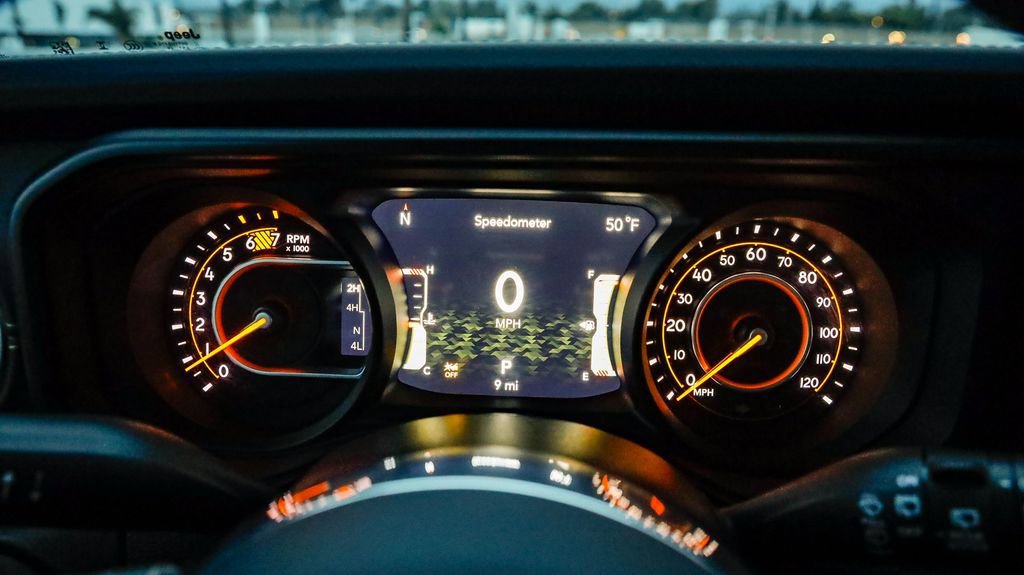 New 2026 Jeep Wrangler Unlimited Sahara AWD/4WD image 28