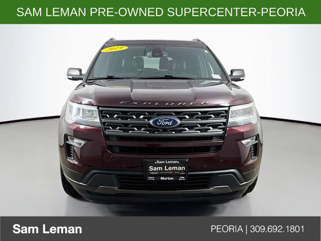 Used 2019 Ford Explorer XLT w/ Equipment Group 202A AWD/4WD image 2
