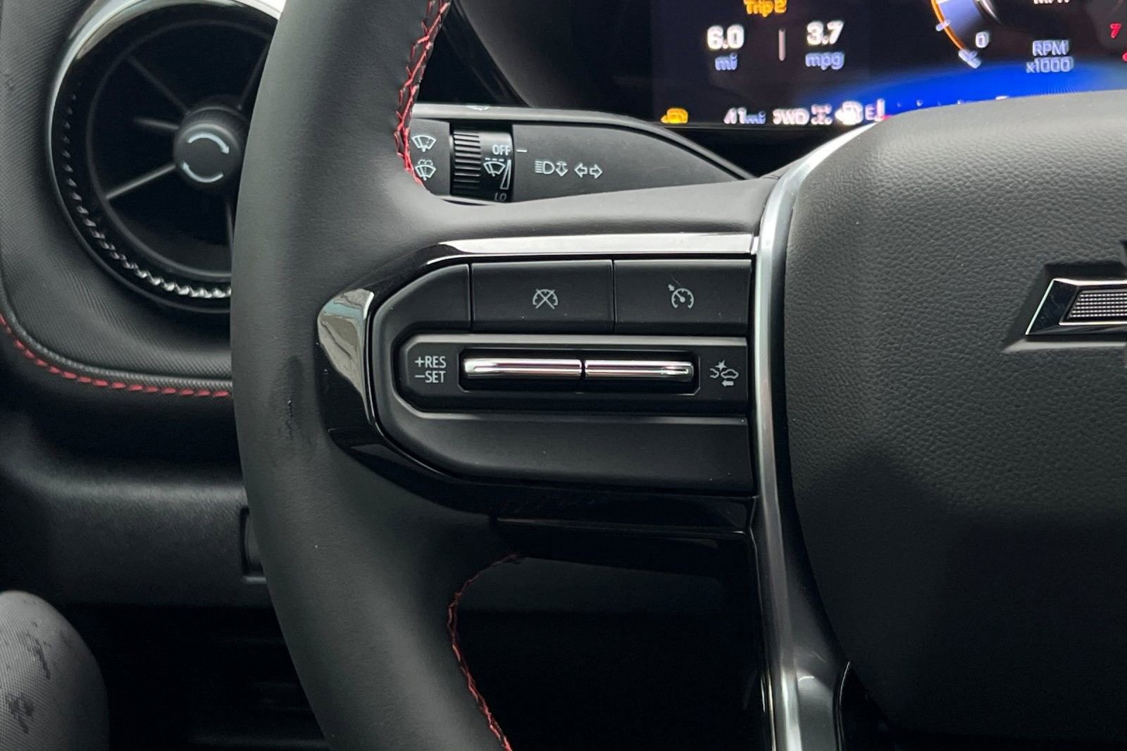 New 2025 Chevrolet Colorado Z71 w/ Midnight Edition image 27