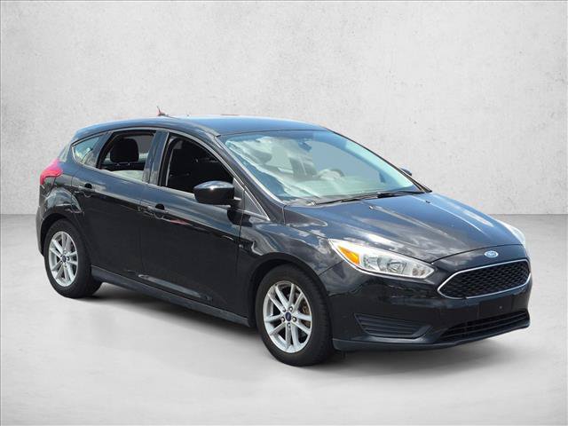 Used 2018 Ford Focus SE FWD image 3