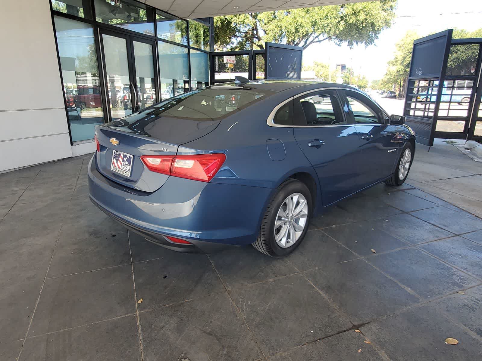 Used 2025 Chevrolet Malibu LT FWD image 6