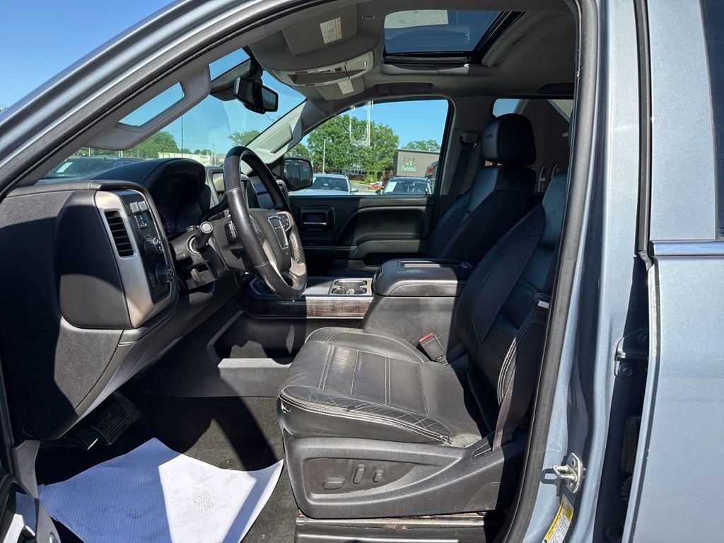 Used 2016 GMC Sierra 2500 Denali w/ Driver Alert Package AWD/4WD image 27