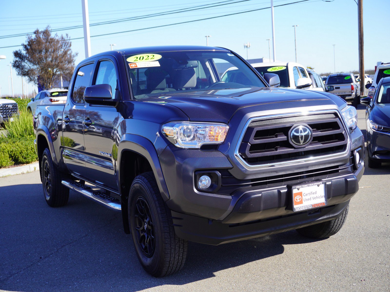 Used 2022 Toyota Tacoma SR5 video 1