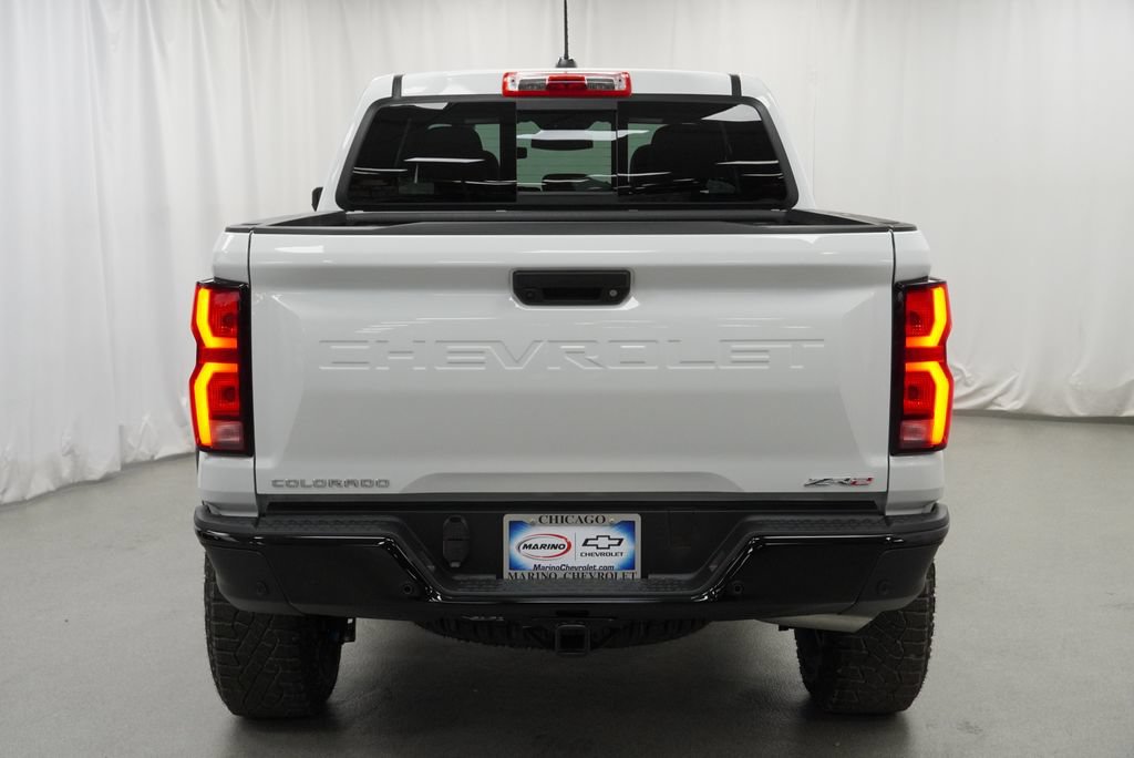 New 2026 Chevrolet Colorado ZR2 w/ Technology Package AWD/4WD image 38