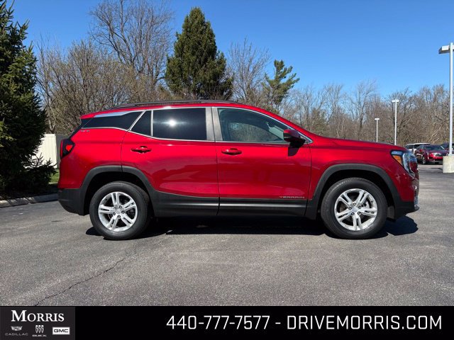 Certified 2023 GMC Terrain SLE w/ Driver Convenience Package AWD/4WD image 13