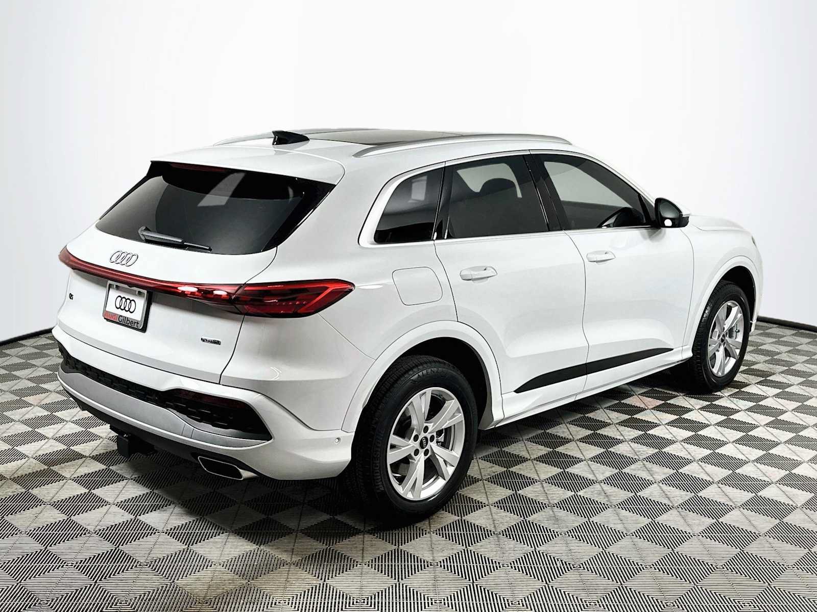 New 2026 Audi Q5 Premium AWD/4WD image 7