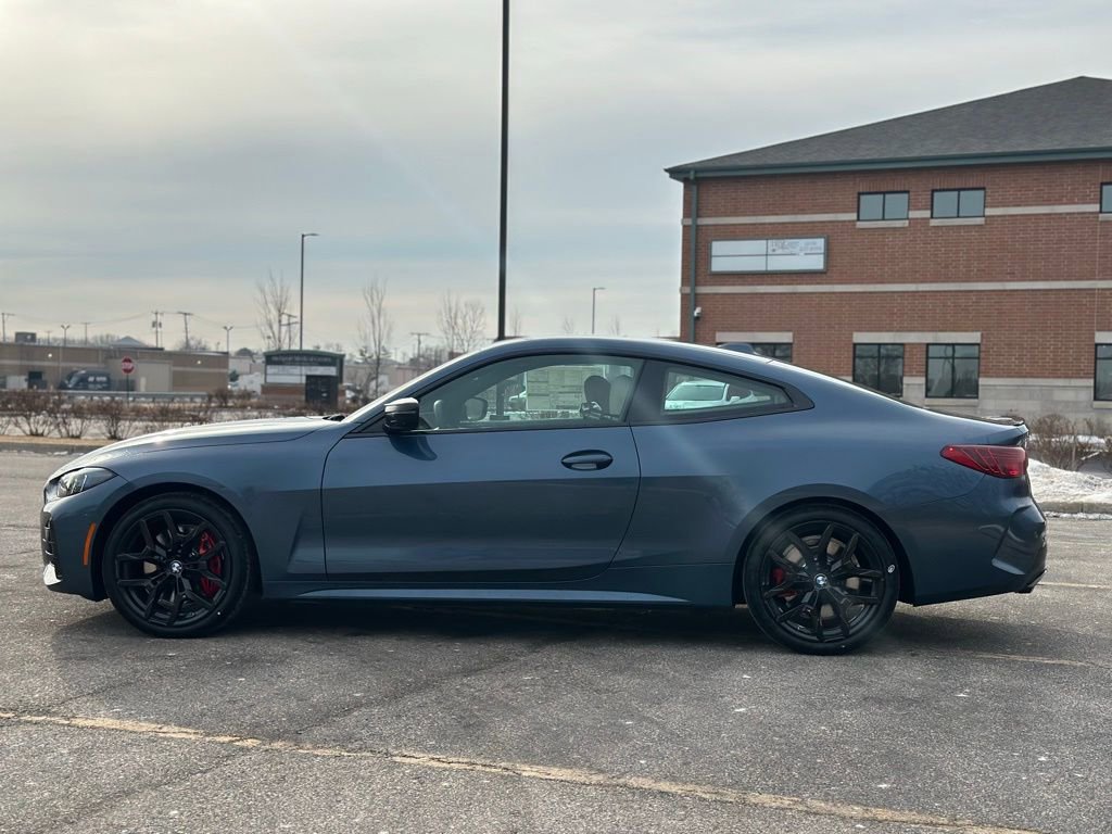 New 2026 BMW 440i xDrive Coupe w/ Premium Package AWD/4WD image 3