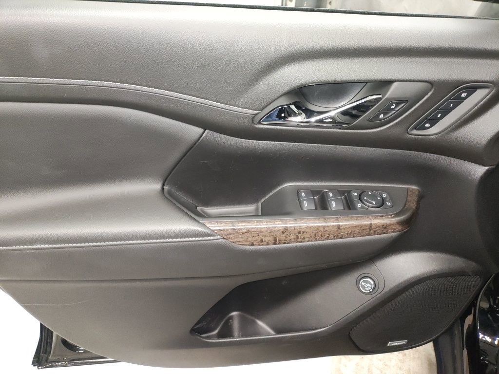 Used 2023 GMC Acadia Denali image 27