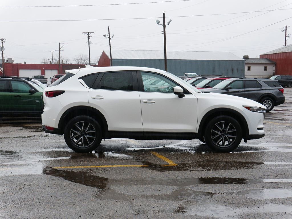Used 2018 MAZDA CX-5 Touring image 2