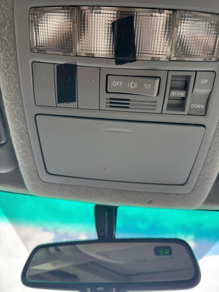 Used 2013 Toyota Highlander SE image 36