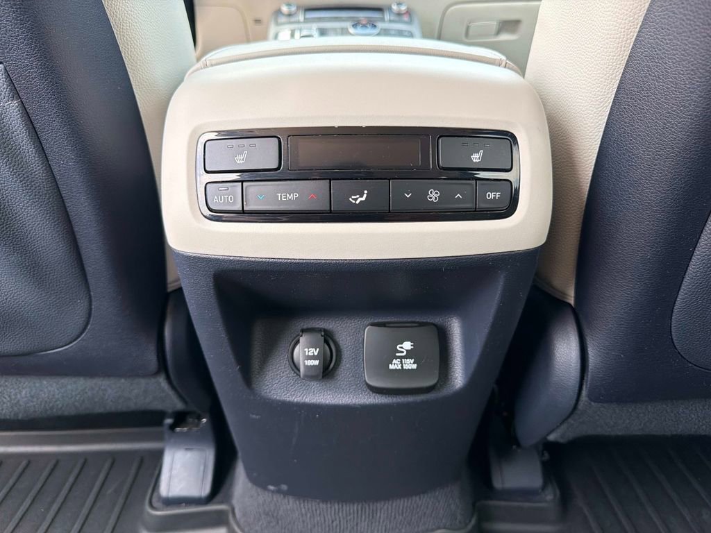 Used 2022 Hyundai Palisade SEL w/ Premium Package AWD/4WD image 16