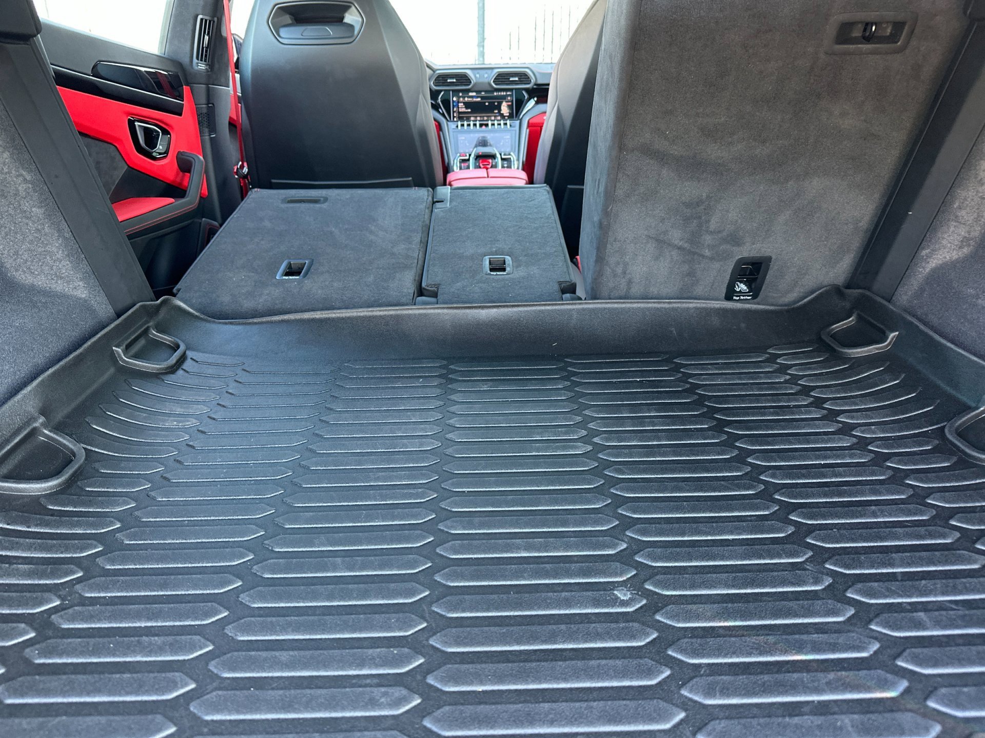 Used 2022 Lamborghini Urus image 18