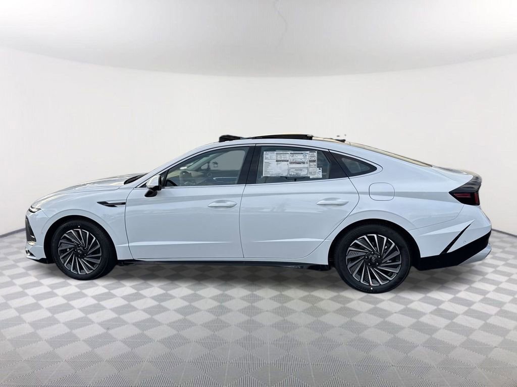 New 2026 Hyundai Sonata Limited FWD image 8