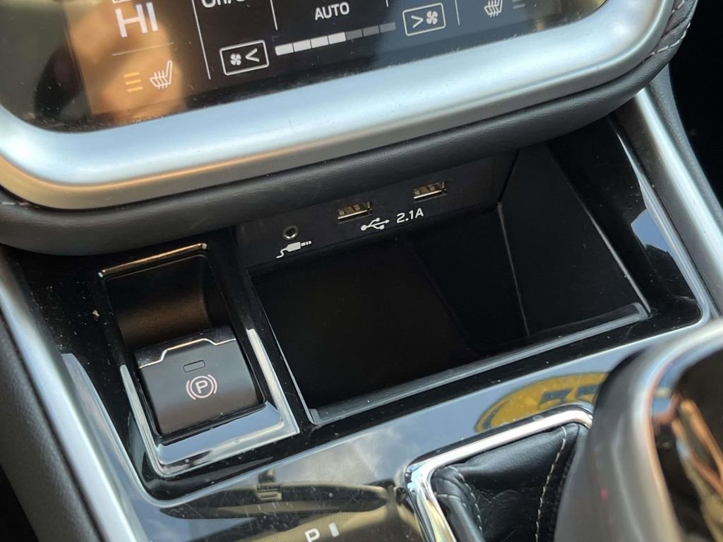 Certified 2022 Subaru Outback Premium image 13