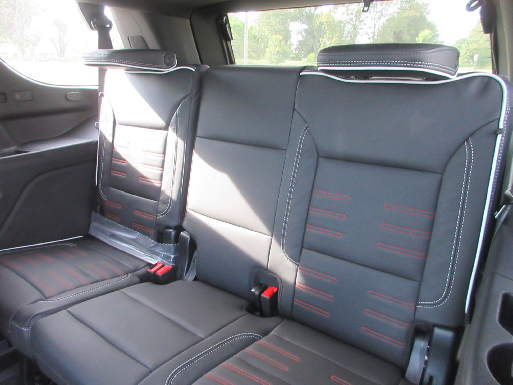 New 2027 GMC Yukon AT4 Ultimate AWD/4WD image 13