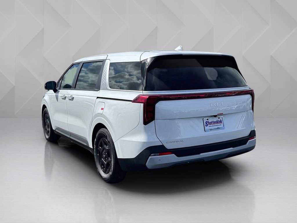 New 2026 Kia Carnival FWD image 7