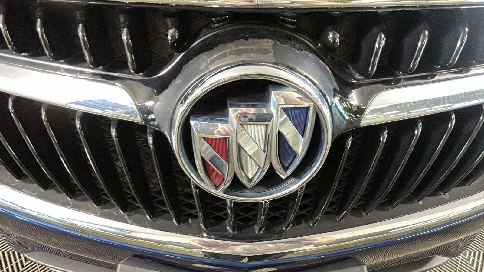 Used 2020 Buick Encore Preferred FWD image 10