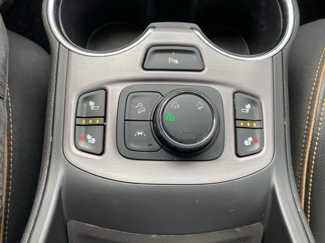 Used 2024 GMC Terrain AT4 w/ Infotainment Package II image 12
