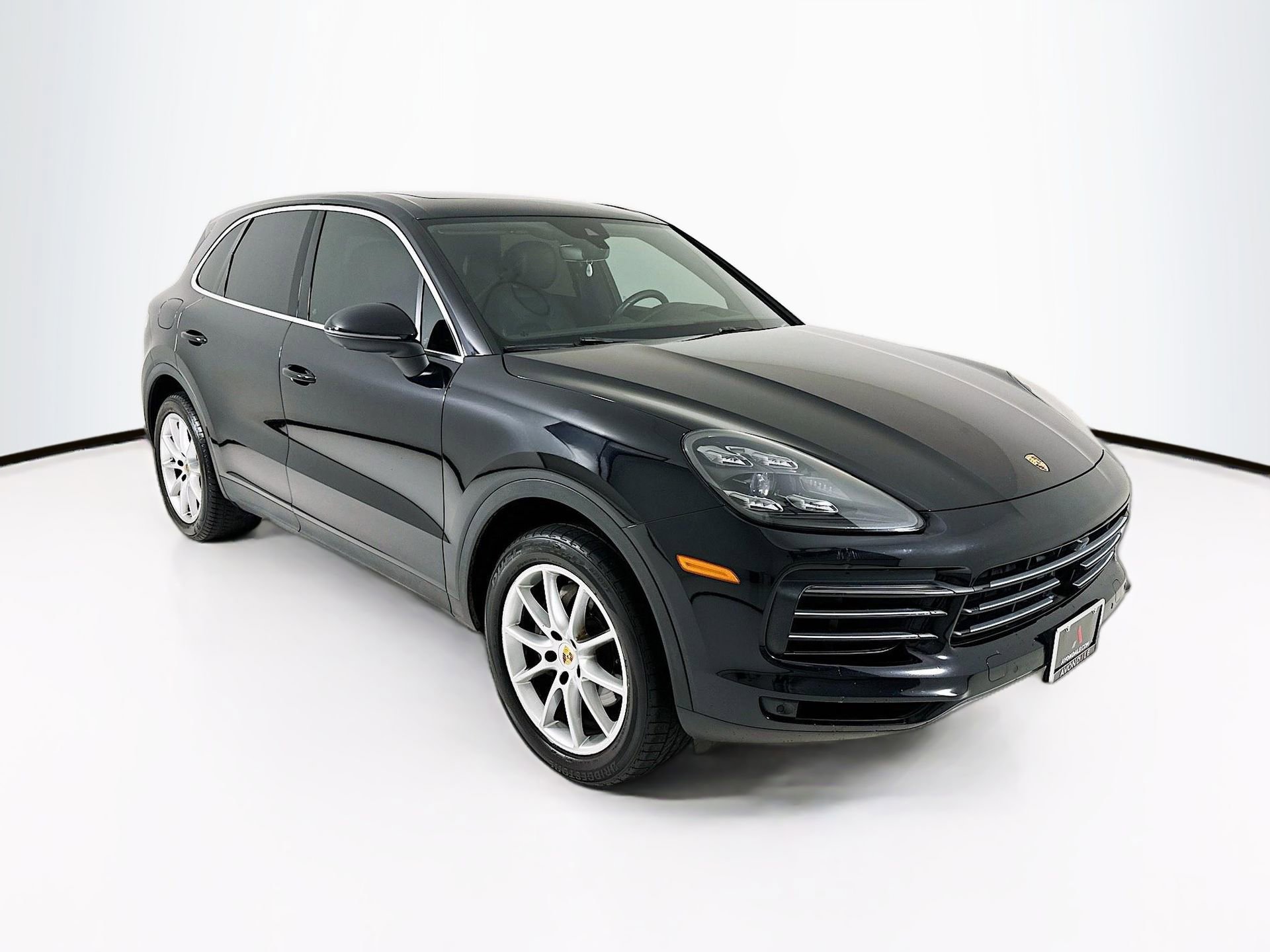 Used 2020 Porsche Cayenne AWD/4WD image 1
