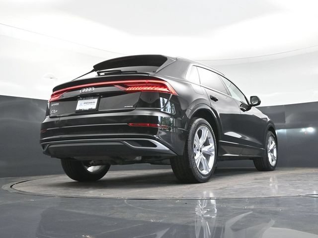 Used 2023 Audi Q8 Prestige AWD/4WD image 23