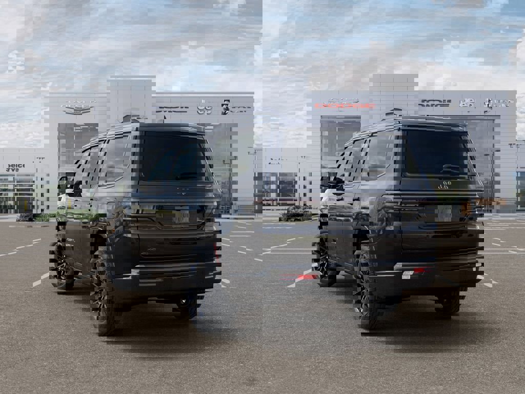 New 2026 Jeep Grand Wagoneer Summit image 3