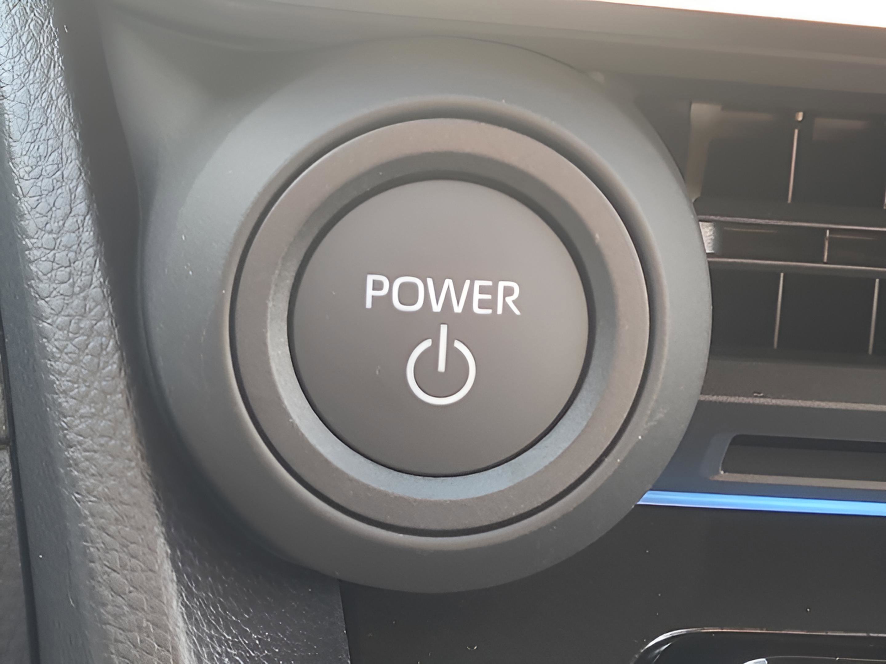 New 2026 Toyota Prius Plug-In Hybrid FWD image 20