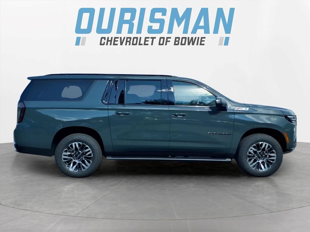 New 2026 Chevrolet Suburban Z71 w/ Comfort Package AWD/4WD image 2