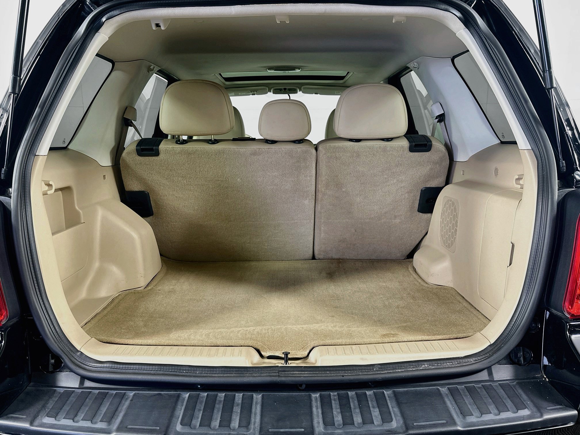 Used 2012 Ford Escape Limited FWD image 27