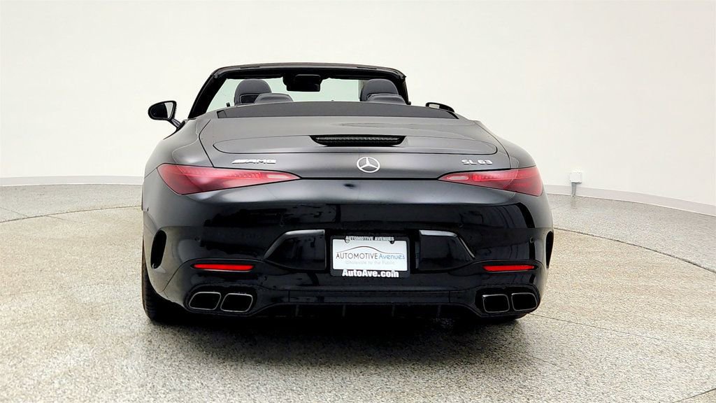 Used 2022 Mercedes-Benz SL 63 AMG 4MATIC w/ Driver Assistance Package image 6