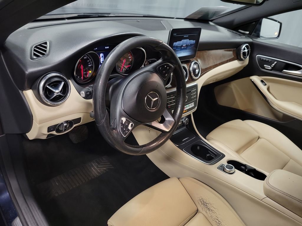 Used 2018 Mercedes-Benz CLA 250 image 14