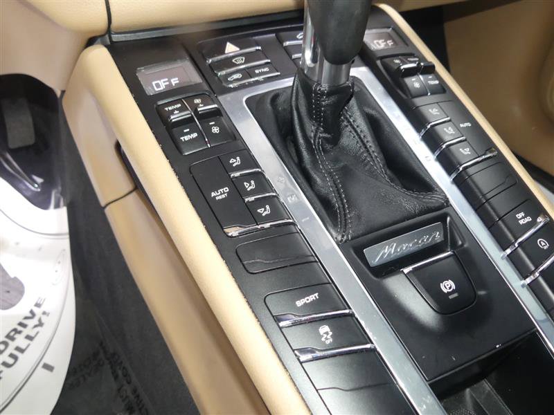 Used 2016 Porsche Macan S AWD/4WD image 40