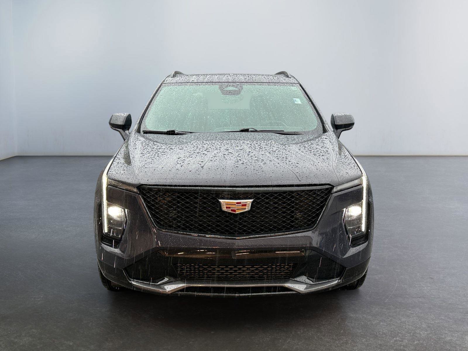 Used 2024 Cadillac XT4 Sport AWD/4WD image 8