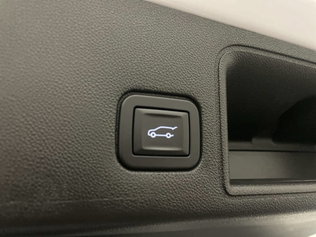 Used 2019 GMC Terrain SLT w/ Preferred Package AWD/4WD image 32