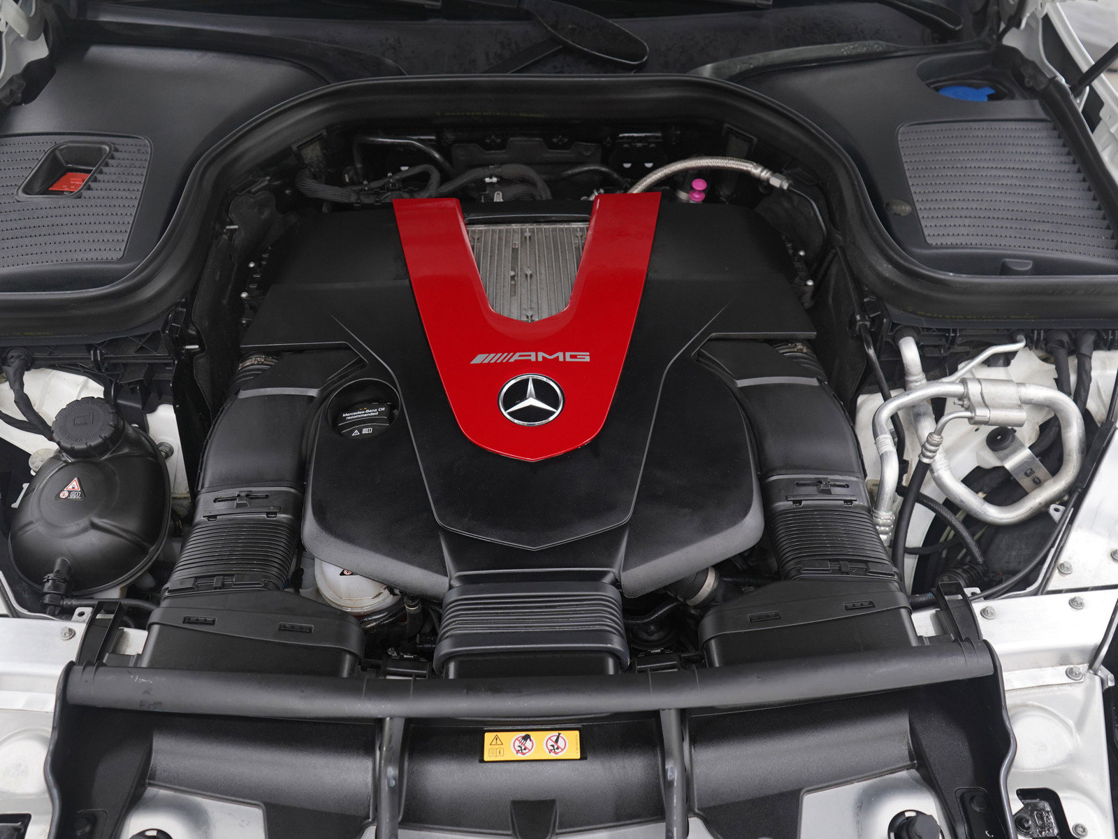 Used 2022 Mercedes-Benz GLC 43 AMG 4MATIC image 31