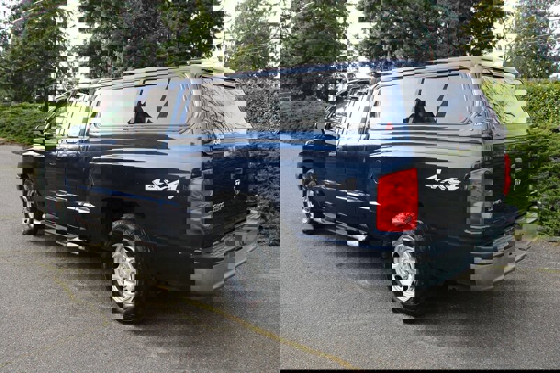 Used 2005 Dodge Dakota ST image 4