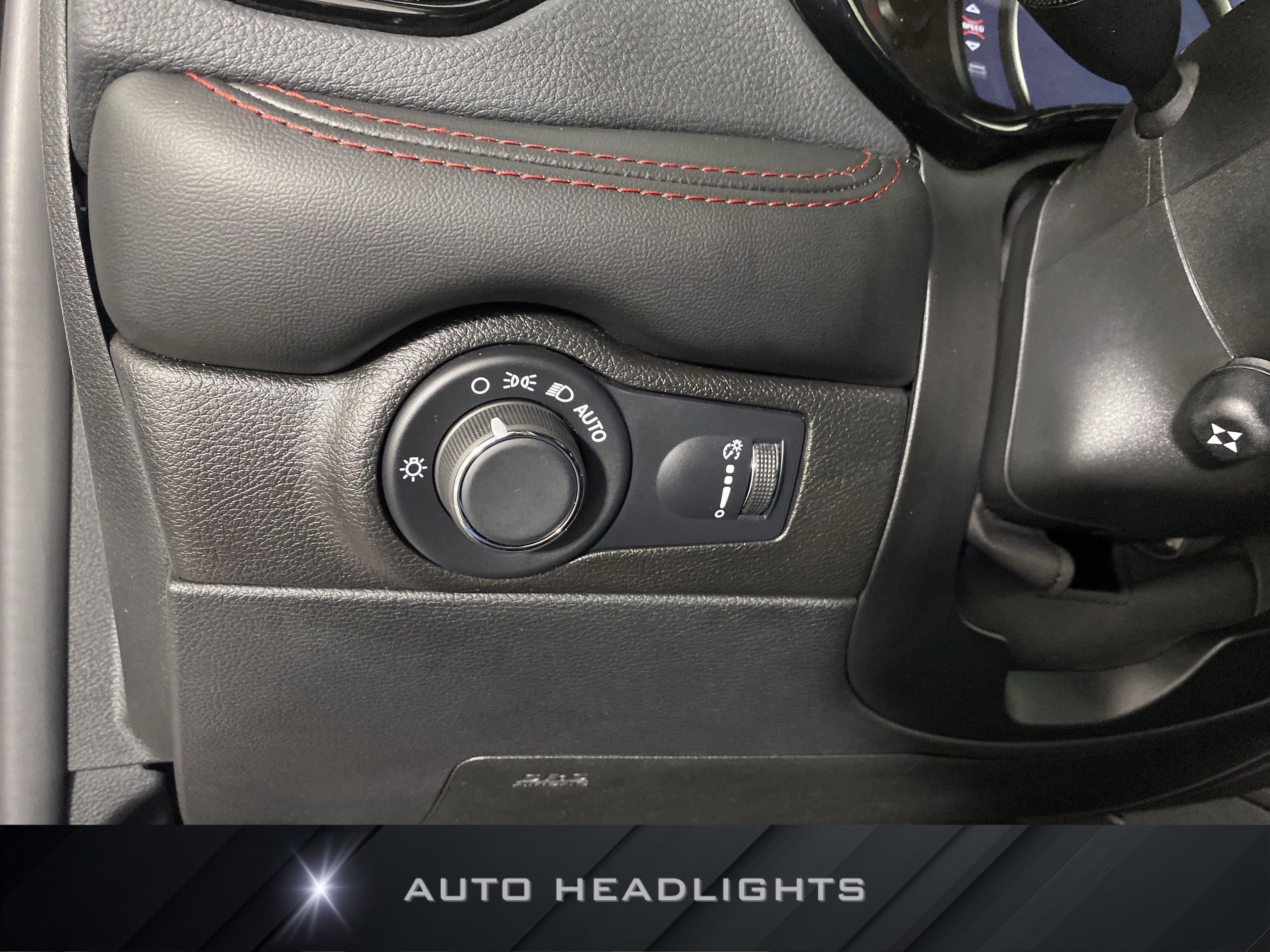 Used 2025 Dodge Durango GT image 26