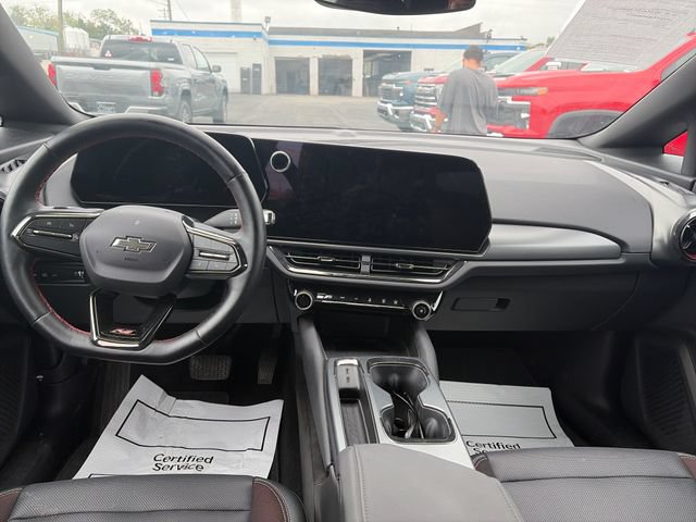 Used 2024 Chevrolet Equinox EV RS FWD image 12