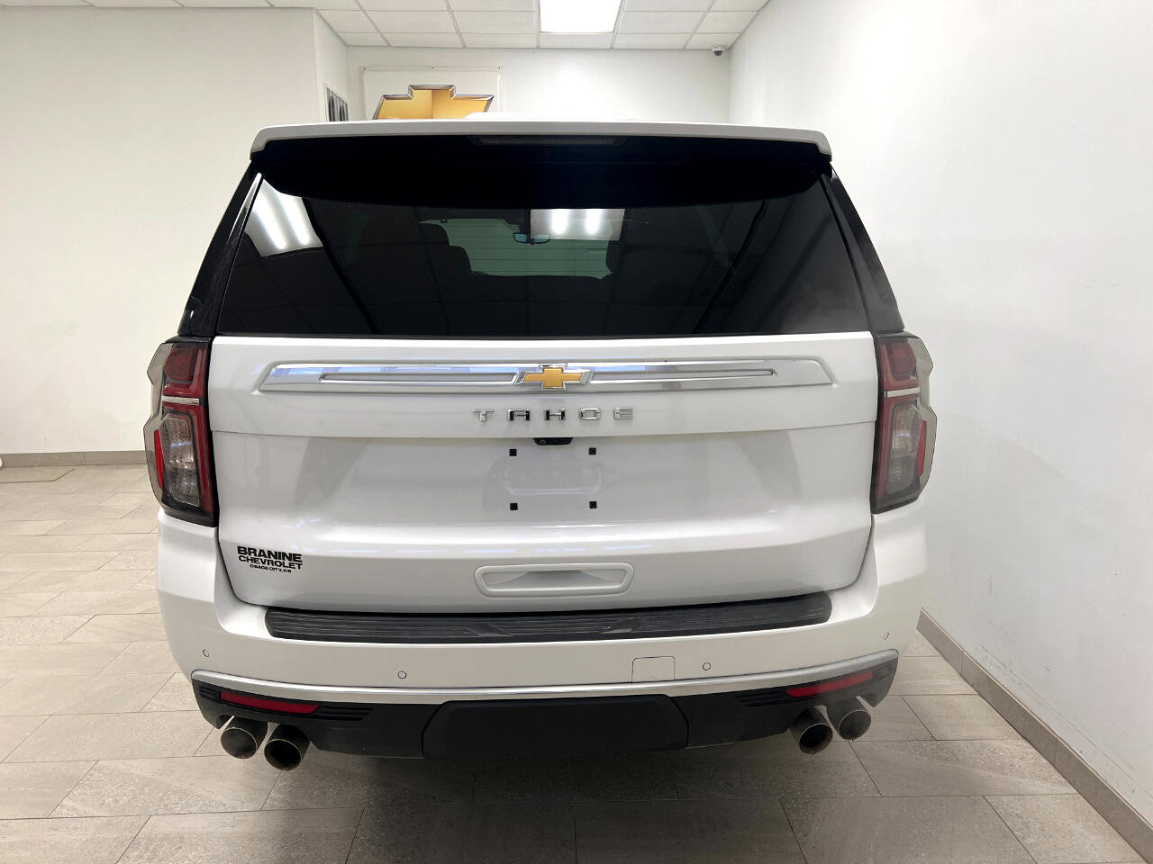 Used 2024 Chevrolet Tahoe High Country image 11
