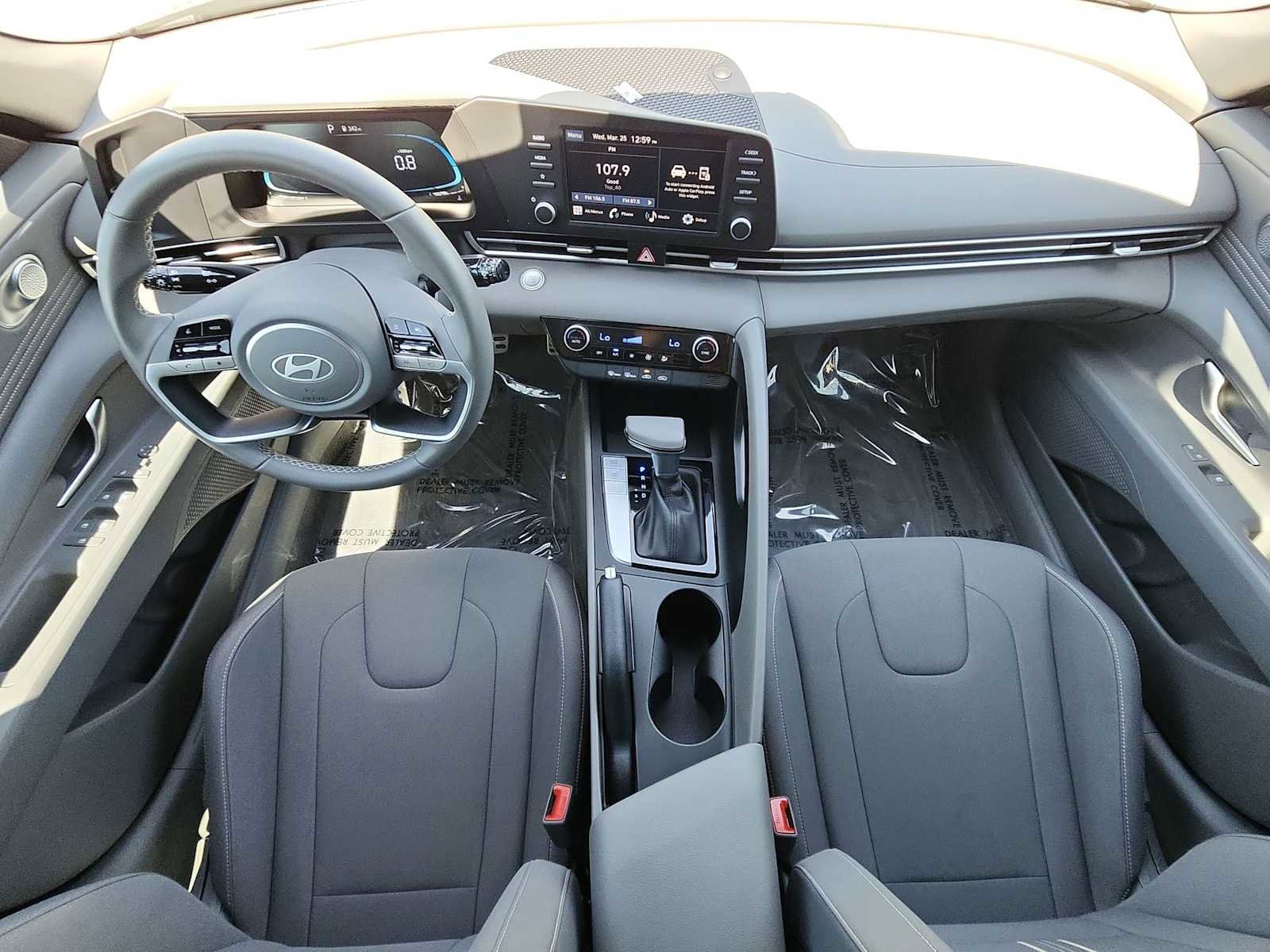 Used 2025 Hyundai Elantra Sport image 6