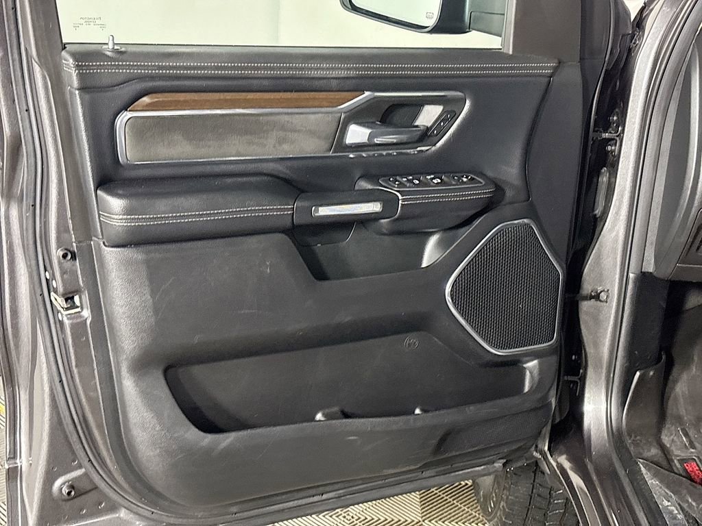 Used 2021 RAM 1500 Laramie w/ Off Road Group AWD/4WD image 10