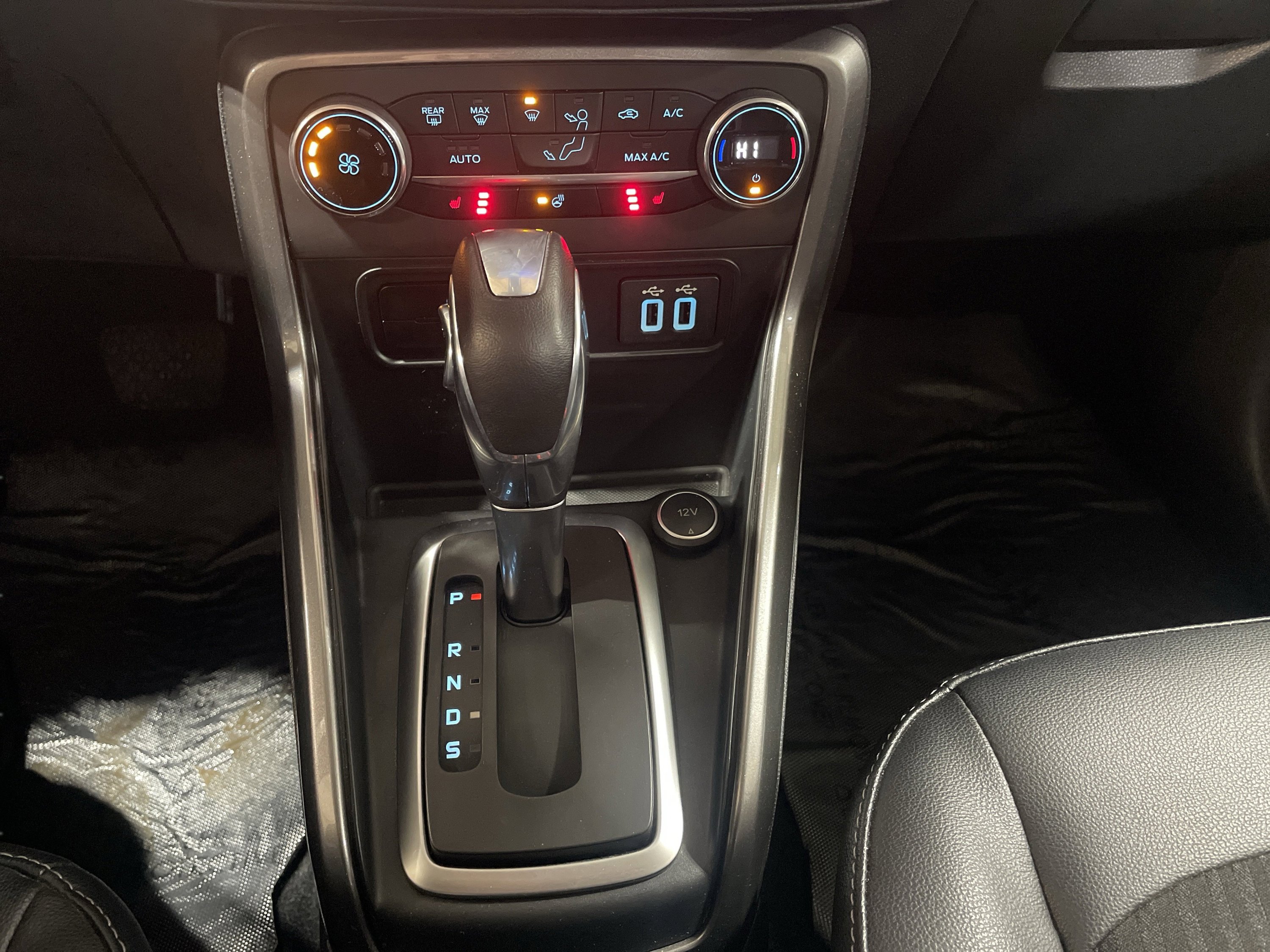 Used 2022 Ford EcoSport SES image 19