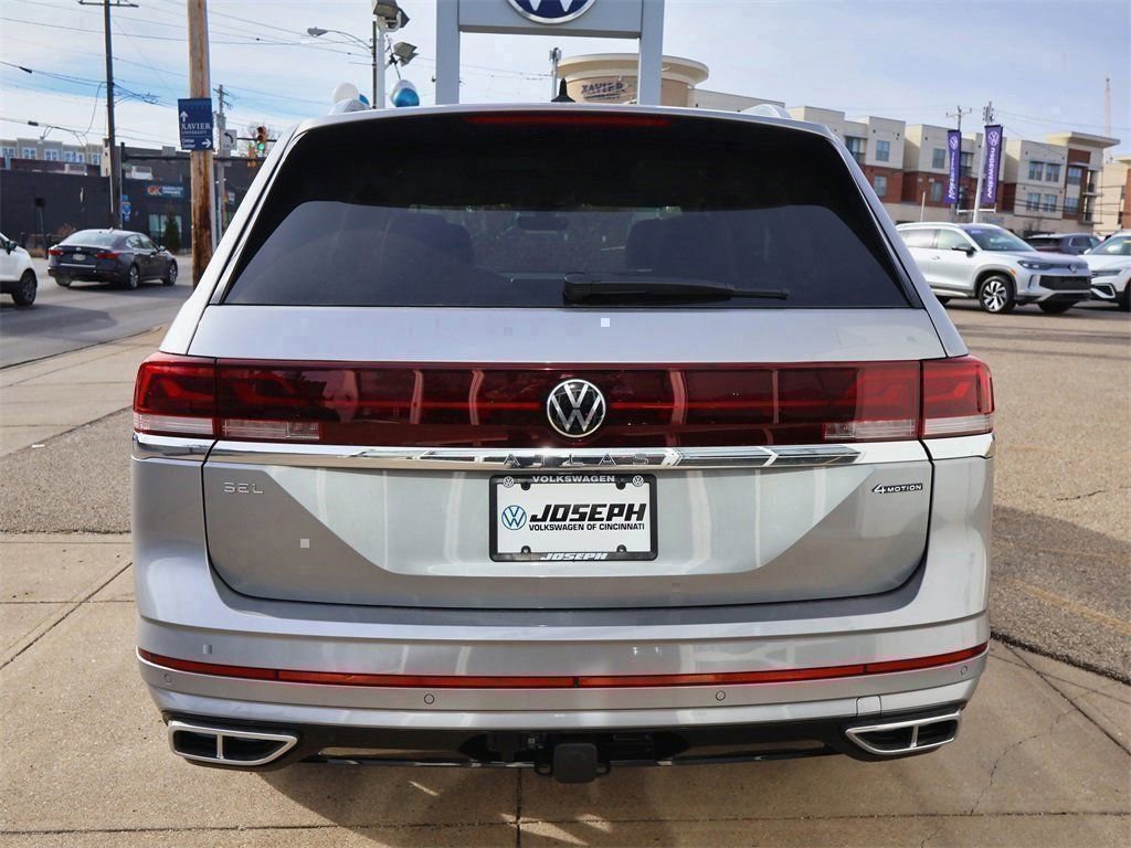 New 2026 Volkswagen Atlas SEL Premium R-Line image 4