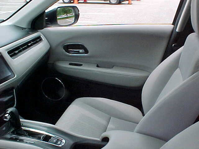 Used 2016 Honda HR-V EX image 18